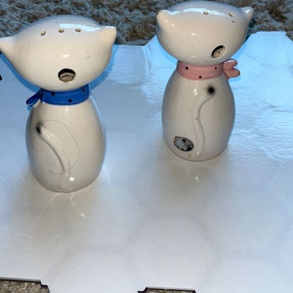 Vintage Holt Howard Cuddle Cats Salt & Pepper Shakers - Picture 3 of 13